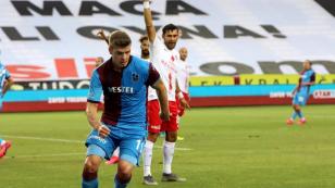 Trabzonspor'a şampiyonluk yolunda ağır darbe