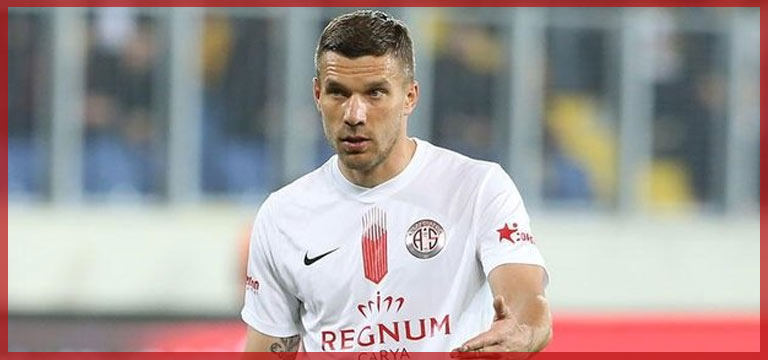 Lukas Podolski:”Birlik olduk, yıkılmadık ve çok çalıştık”